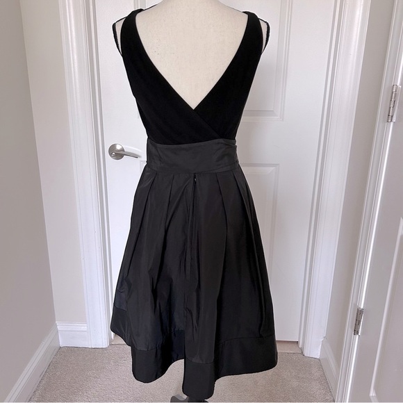 Ralph Lauren Black Scoop Neck A-Line Midi Dress SZ 6 - Picture 2 of 4